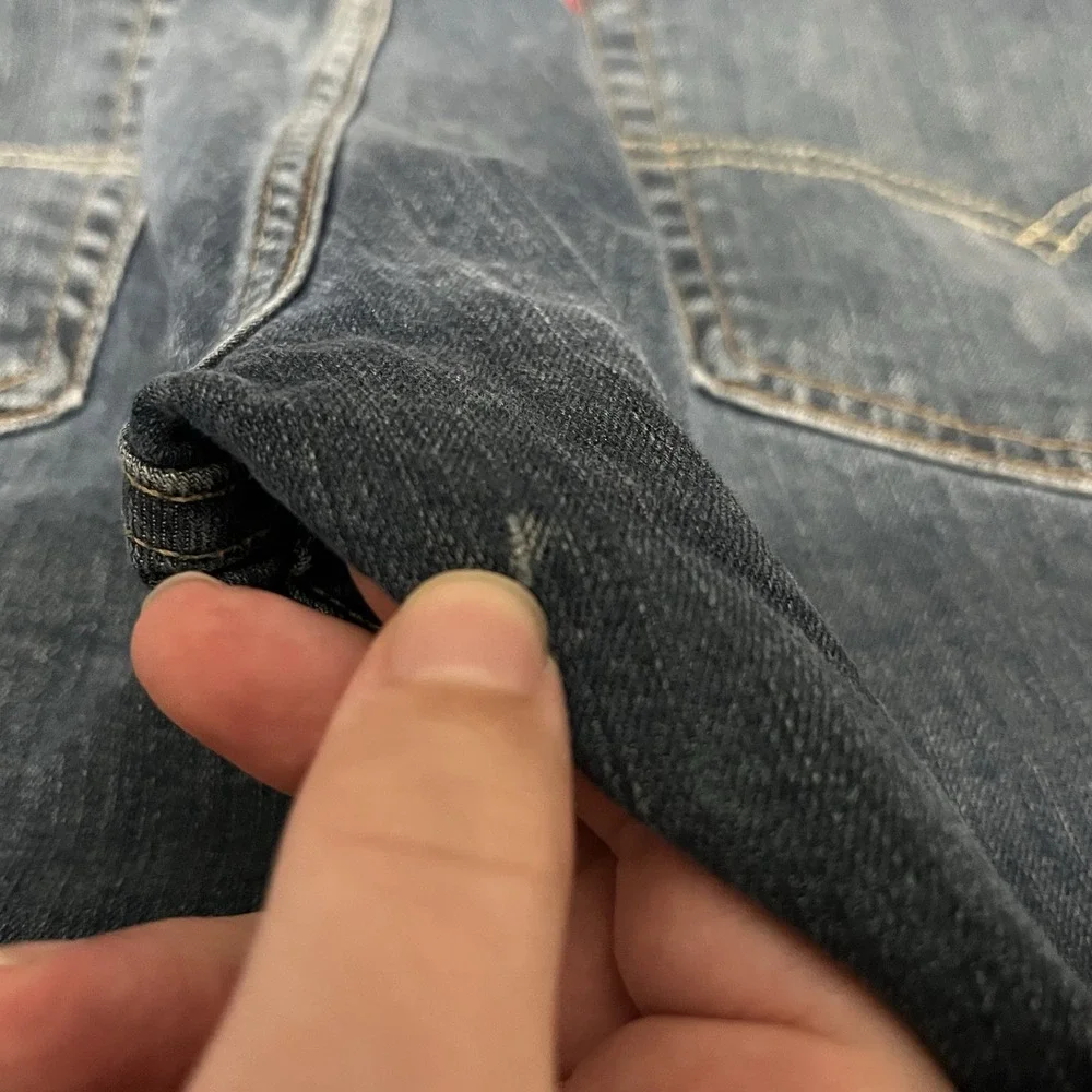 Levis pictures show